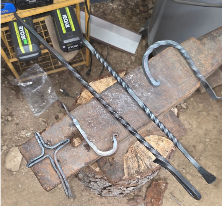 High-carbon steel forged axe